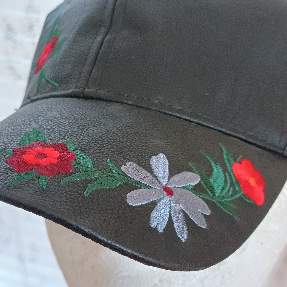 NWOT Vegan Leather Baseball Cap Floral Embroidery Hat OS Black - Picture 4 of 16